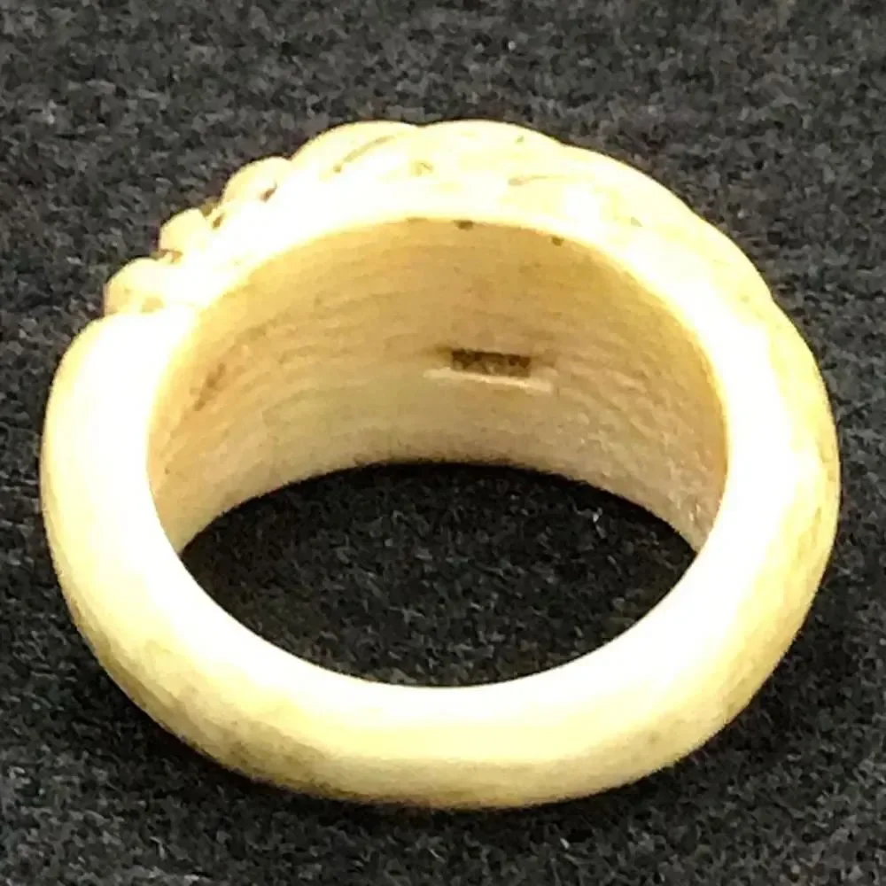 Ring Antique Hand carved cream and Inlaid gold wire Size 6 1/2 to 6 and three-qu